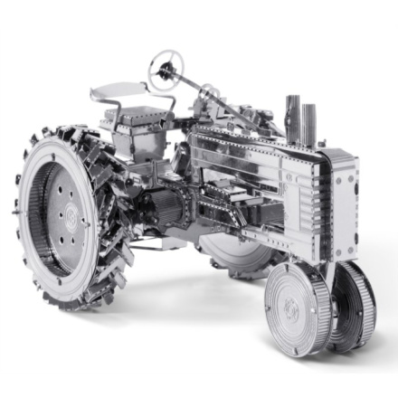 METAL EARTH 3D puzzle Traktor 8071