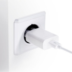 Travel Charger Forcell with USB socket type-C - 2,4A 18W with Quick Charge 3.0 function white 440180